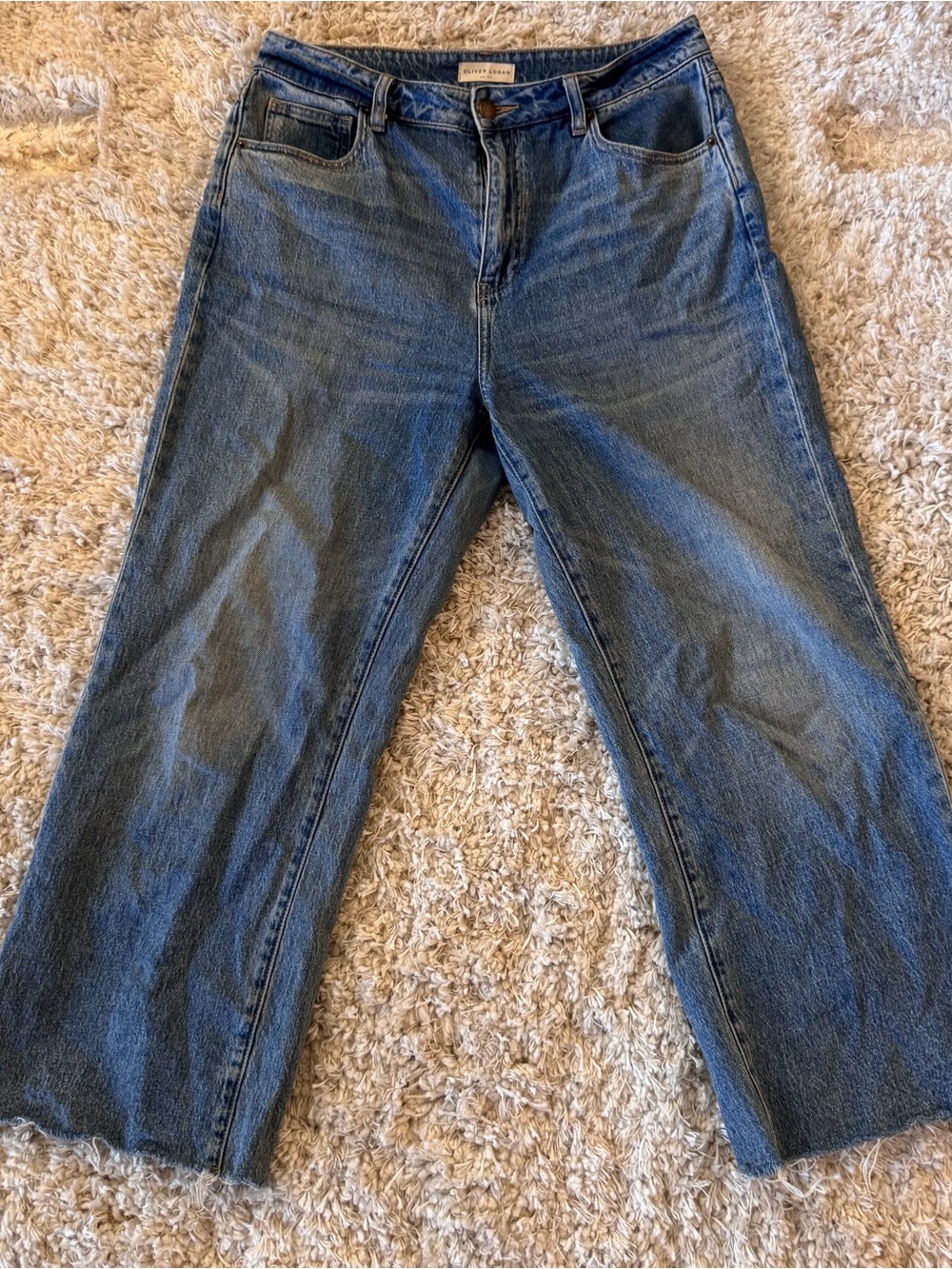 Oliver Logan Women's high rise wide Jeans in Faded Blue